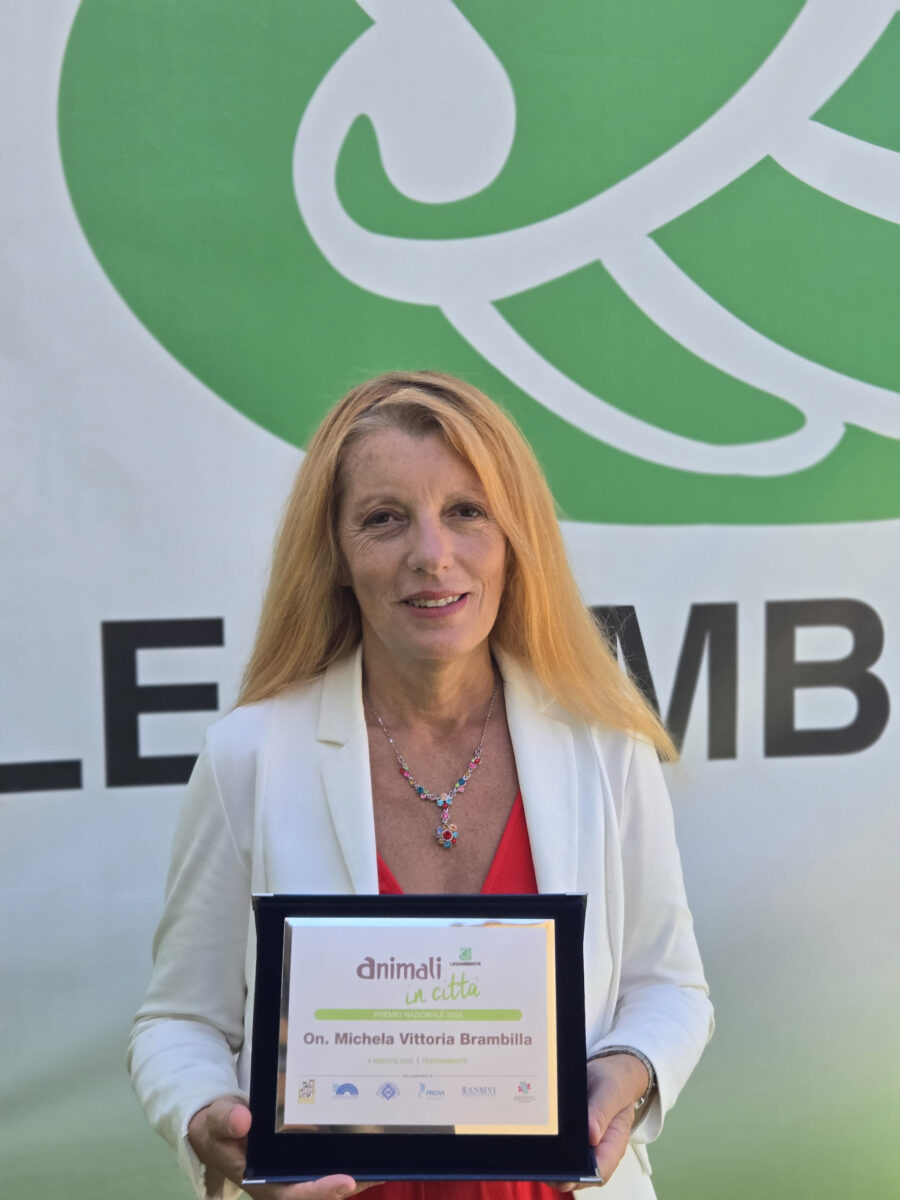 LEGGE BRAMBILLA, LEGAMBIENTE PREMIA L’ON. BRAMBILLA