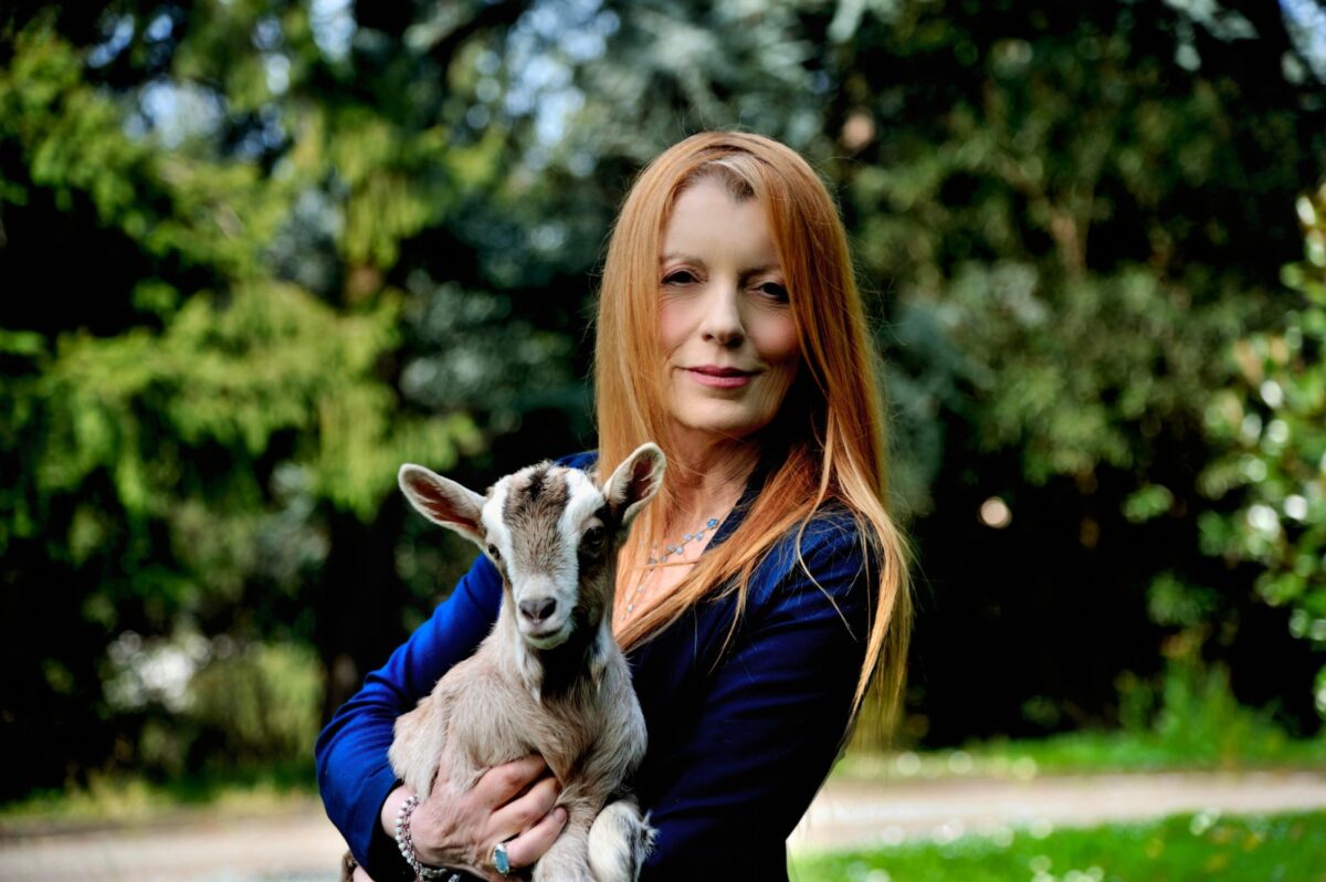 PASQUA, ON. BRAMBILLA: “SIA UNA FESTA VEG, NON MANGIATE AGNELLI E CAPRETTI”